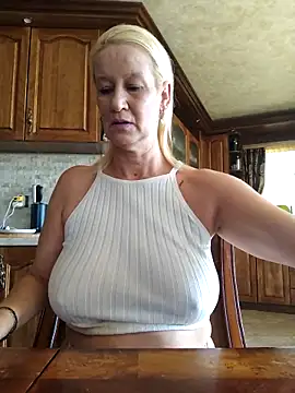 Lotus-blume1 online show from 09/18/25, 08:17