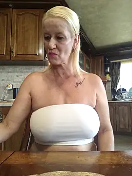 Lotus-blume1 online show from 09/12/25, 08:36