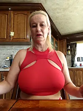 Lotus-blume1 online show from 09/30/25, 08:20