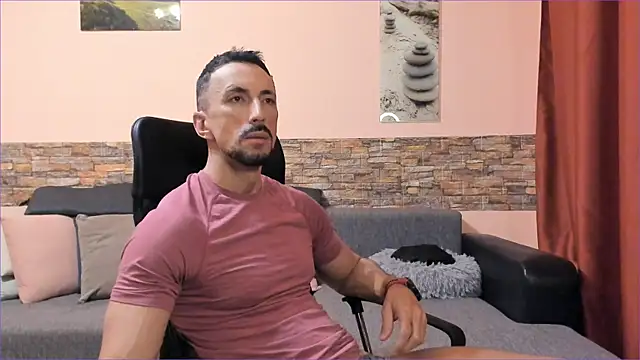 HotHunkTrainer online show from 09/24/25, 06:42