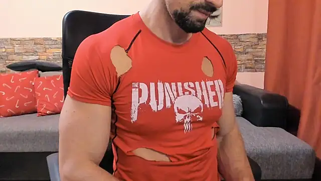 HotHunkTrainer online show from 02/10/26, 08:57