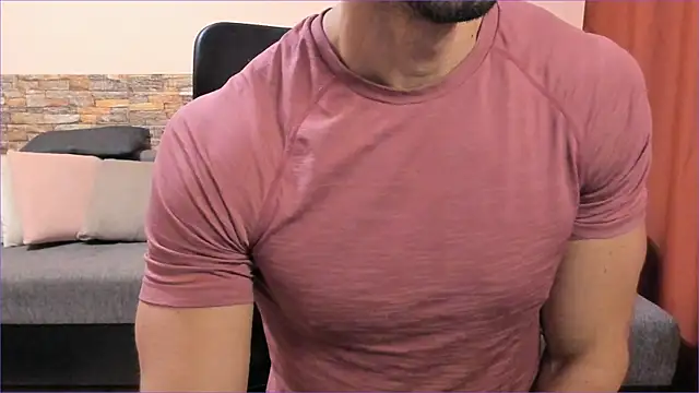 HotHunkTrainer online show from 10/03/25, 06:48