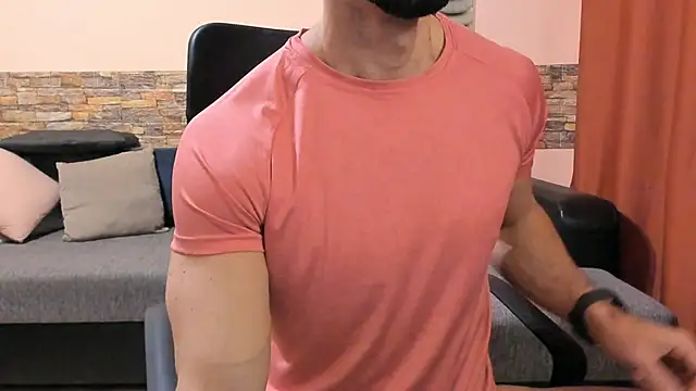 HotHunkTrainer online show from 12/03/25, 08:58