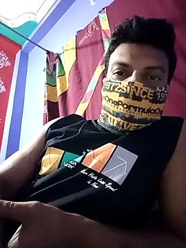 model yesx online show from 04/05/26, 05:19