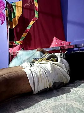 model yesx online show from 04/13/26, 05:17