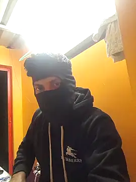 model yesx online show from 01/05/25, 02:30