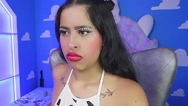 miss romyna online show from 11/11/25, 11:05