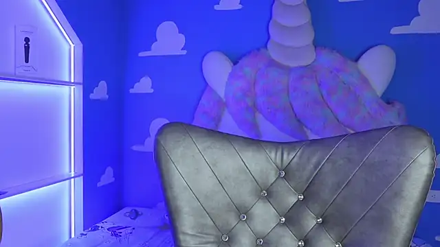 miss romyna online show from 12/01/25, 11:00