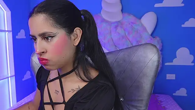 Snapshot of miss_romyna chatting on 10/01/25, 11:03 miss romyna online show from 10/01/25, 11:03