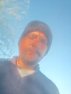 lovesuna online show from 01/28/25, 02:43