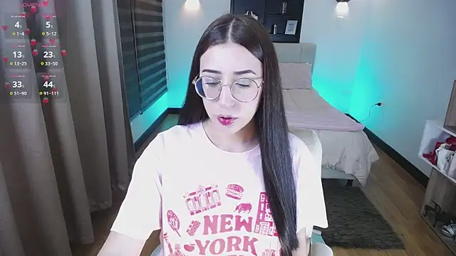 Snapshot of Imkitty-Horny chatting on 10/29/25, 04:11 Imkitty-Horny online show from 10/29/25, 04:11