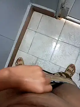 Jinkook16 online show from 04/15/26, 05:39