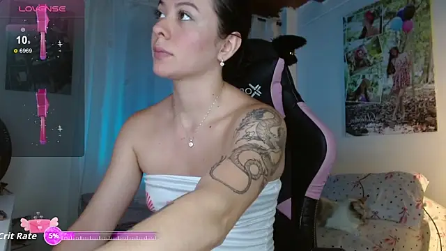 Snapshot of sexy_valentina1 chatting on 06/13/26, 01:14 sexy valentina1 online show from 06/13/26, 01:14