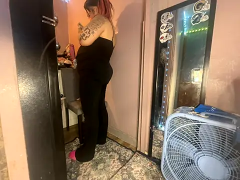 fatpus1169 online show from 12/05/25, 12:43