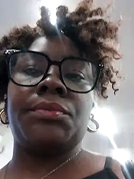 Snapshot of kaorysquirt chatting on 09/29/25, 10:37 kaorysquirt online show from 09/29/25, 10:37