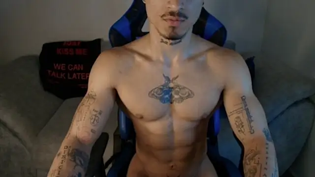 Snapshot of Thomas_Fit1 chatting on 07/11/26, 12:16 Thomas Fit1 online show from 07/11/26, 12:16