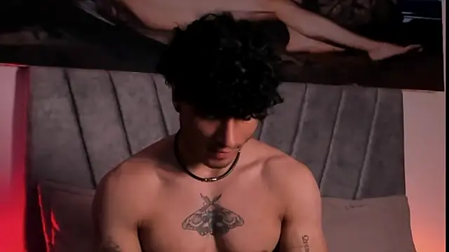 Thomas Fit1 online show from 12/21/25, 01:19