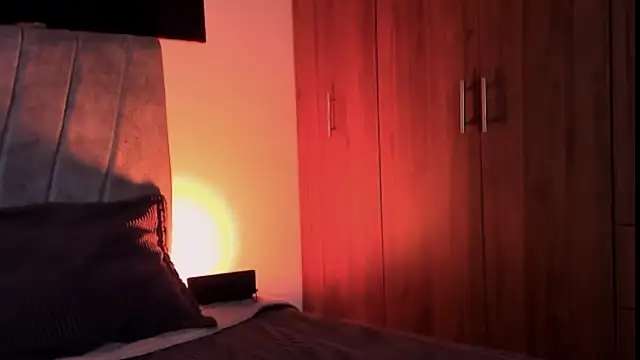 Thomas Fit1 online show from 09/21/25, 02:06