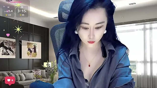 Snapshot of W-E-N-123 chatting on 02/17/25, 01:36 W-E-N-123 online show from 02/17/25, 01:36