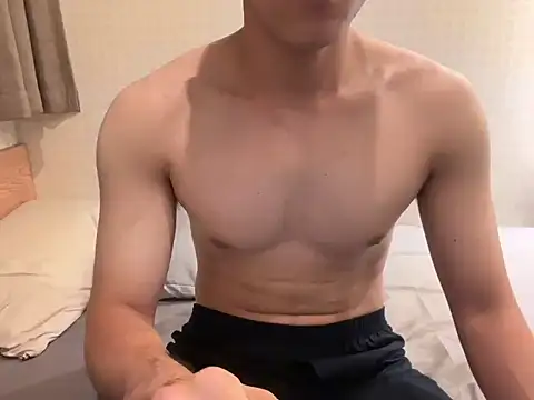 rickyyy0201 online show from 10/03/25, 11:56