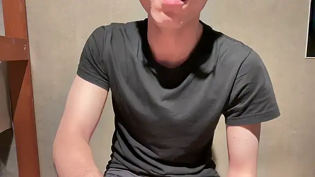 rickyyy0201 online show from 02/22/25, 03:03