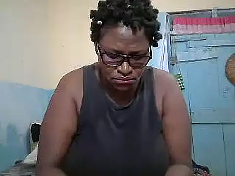 Snapshot of sexy_bigboobss chatting on 05/10/26, 08:18 sexy bigboobss online show from 05/10/26, 08:18