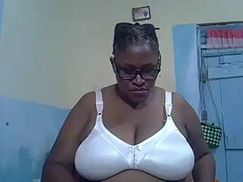 sexy bigboobss online show from 10/11/25, 08:32