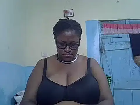 sexy bigboobss online show from 10/27/25, 08:10