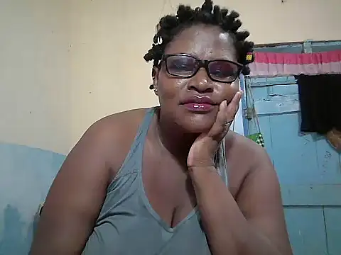 Snapshot of sexy_bigboobss chatting on 05/03/26, 06:40 sexy bigboobss online show from 05/03/26, 06:40