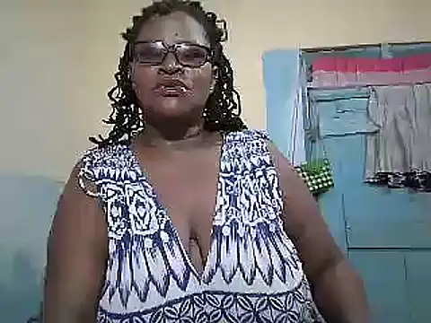 Snapshot of sexy_bigboobss chatting on 05/18/26, 05:56 sexy bigboobss online show from 05/18/26, 05:56