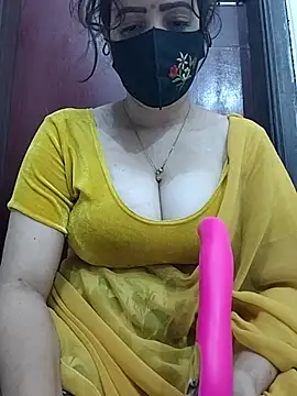 Snapshot of Anjel_Sadia chatting on 07/14/26, 12:32 Anjel Sadia online show from 07/14/26, 12:32