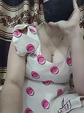 Snapshot of Anjel_Sadia chatting on 05/20/26, 02:14 Anjel Sadia online show from 05/20/26, 02:14