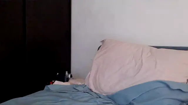 Scarlettford online show from 10/24/25, 04:28