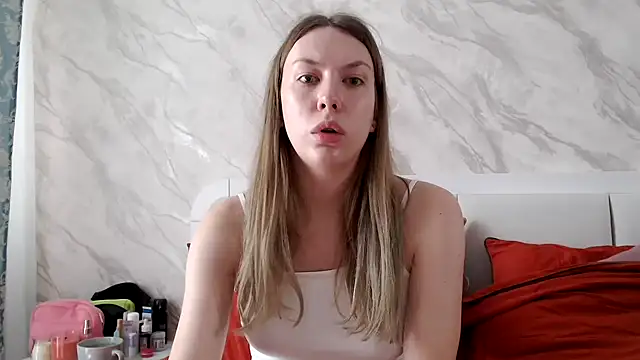 Snapshot of Scarlettford chatting on 06/13/26, 11:41 Scarlettford online show from 06/13/26, 11:41