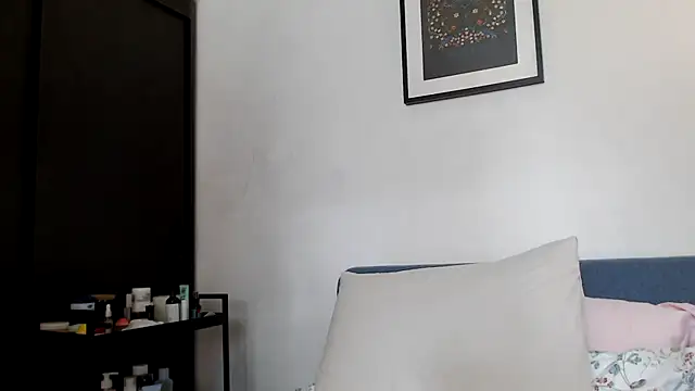 Snapshot of Scarlettford chatting on 07/15/26, 08:43 Scarlettford online show from 07/15/26, 08:43