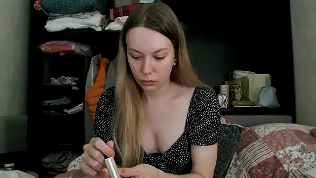 Snapshot of Scarlettford chatting on 09/25/25, 02:56 Scarlettford online show from 09/25/25, 02:56