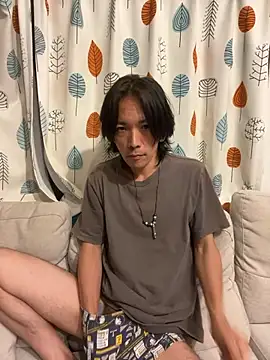 Katakuriko-Denpun online show from 09/18/25, 01:25