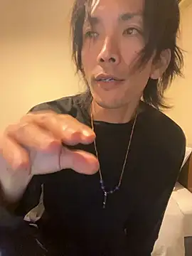 Katakuriko-Denpun online show from 11/03/25, 11:25