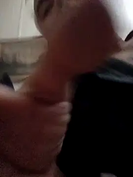 Xoc8  online show from 11/05/25, 06:55