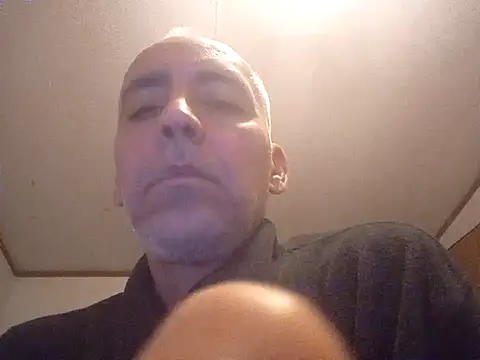 Snapshot of Xoc8_ chatting on 03/03/25, 07:57 Xoc8  online show from 03/03/25, 07:57