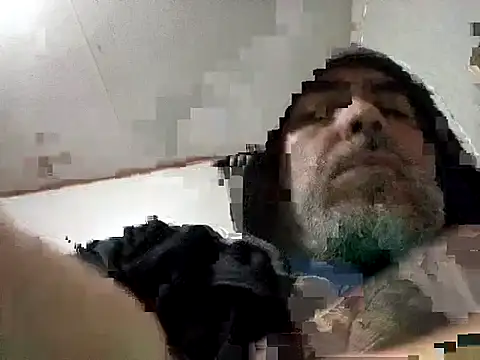 Xoc8  online show from 10/29/25, 05:12