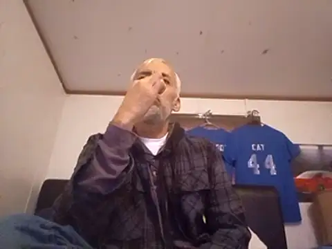 Snapshot of Xoc8_ chatting on 02/22/25, 11:46 Xoc8  online show from 02/22/25, 11:46