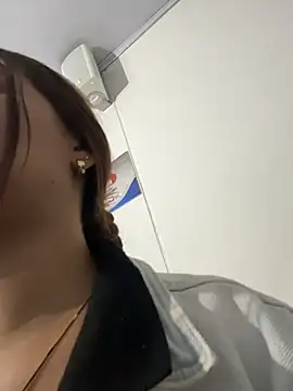 AnthonelaDuque online show from 02/25/26, 11:43