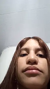 Snapshot of AnthonelaDuque chatting on 11/14/25, 11:36 AnthonelaDuque online show from 11/14/25, 11:36