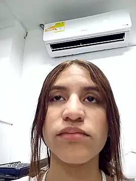 AnthonelaDuque online show from 01/12/26, 11:28