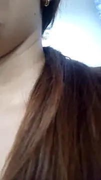 Snapshot of AnthonelaDuque chatting on 11/03/25, 11:25 AnthonelaDuque online show from 11/03/25, 11:25