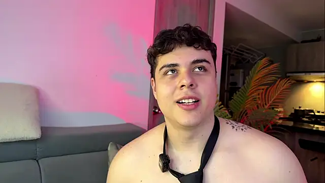 Snapshot of odin_blake chatting on 11/27/25, 05:02 odin blake online show from 11/27/25, 05:02