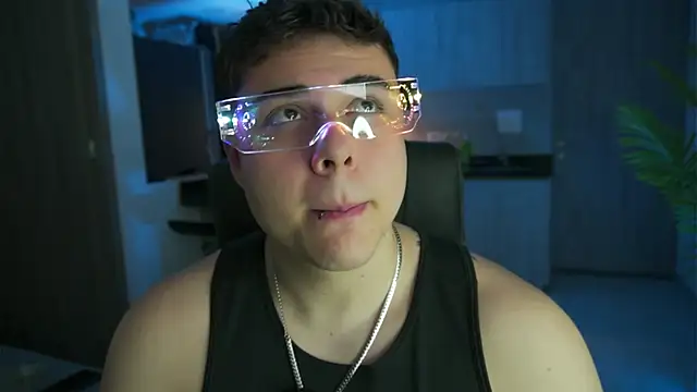 Snapshot of odin_blake chatting on 02/23/25, 03:02 odin blake online show from 02/23/25, 03:02