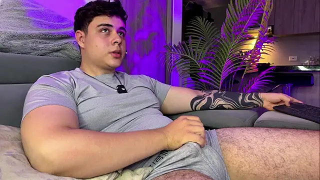 Snapshot of odin_blake chatting on 11/15/25, 02:15 odin blake online show from 11/15/25, 02:15