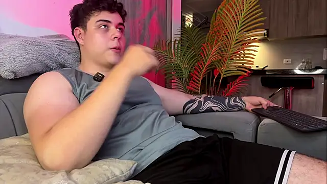 Snapshot of odin_blake chatting on 11/27/25, 02:34 odin blake online show from 11/27/25, 02:34